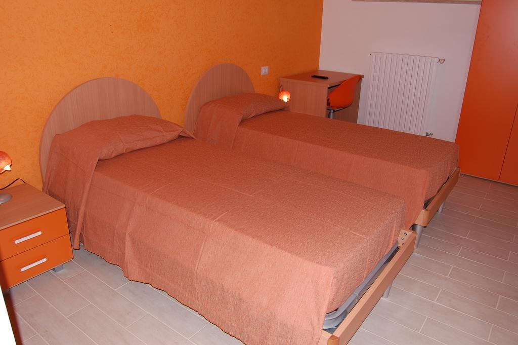 B&B Fenix Трани Номер фото